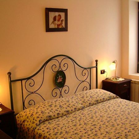 Residenza Antica Corte Villa Picta Buglio in Monte 外观 照片